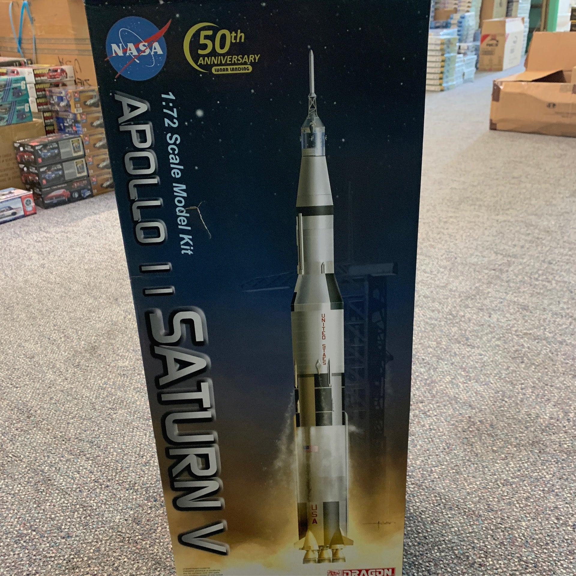 Dragon 1/72 Apollo 11 Saturn V Rocket model kit 11017