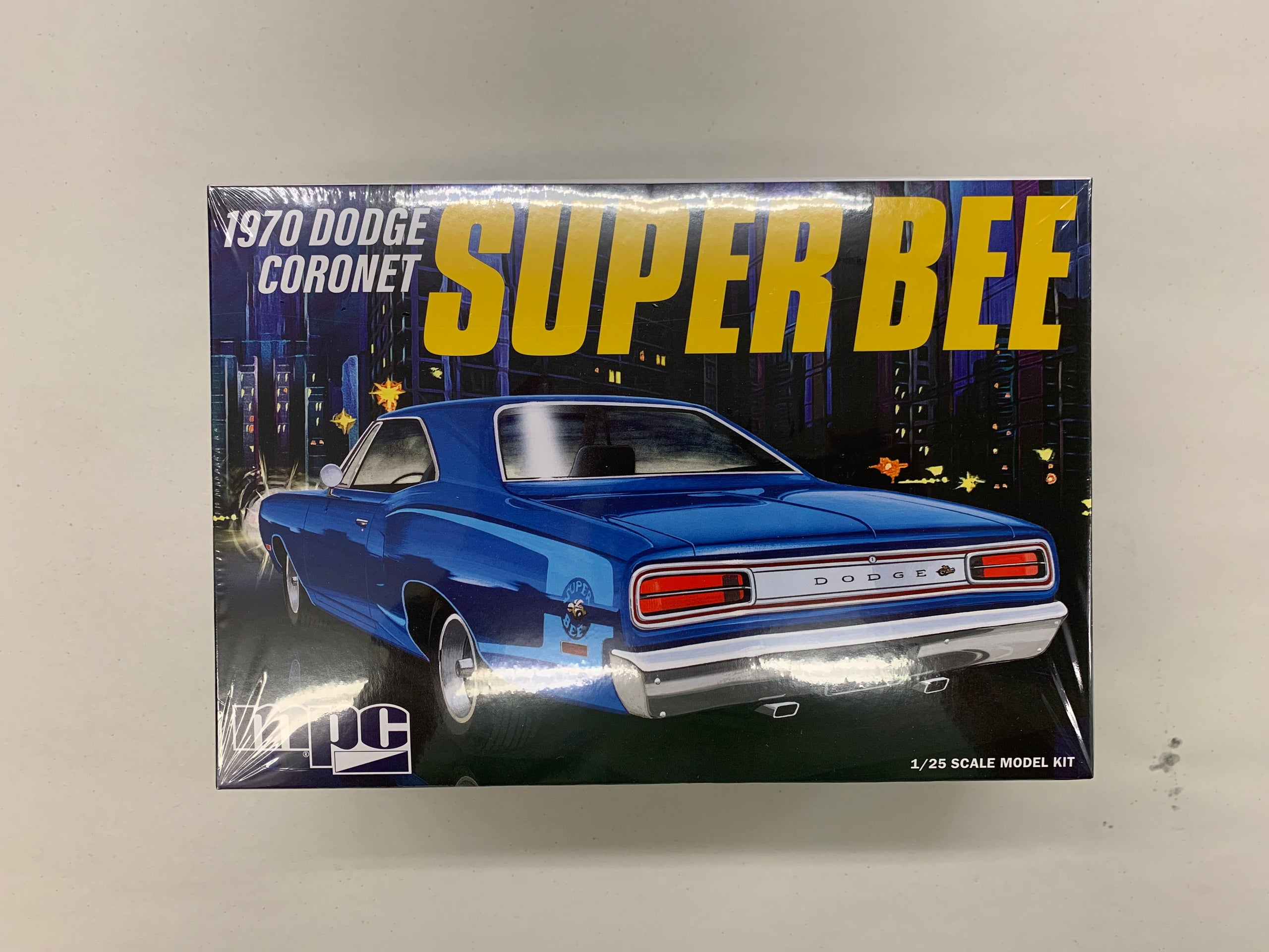MPC 1/25 1970 Dodge Super Bee Model Car Kit 985 Frontline